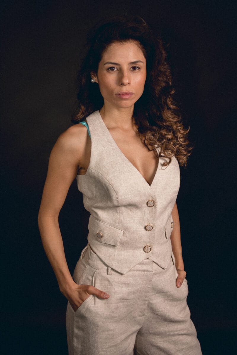 Fotografia editoriale di moda in studio