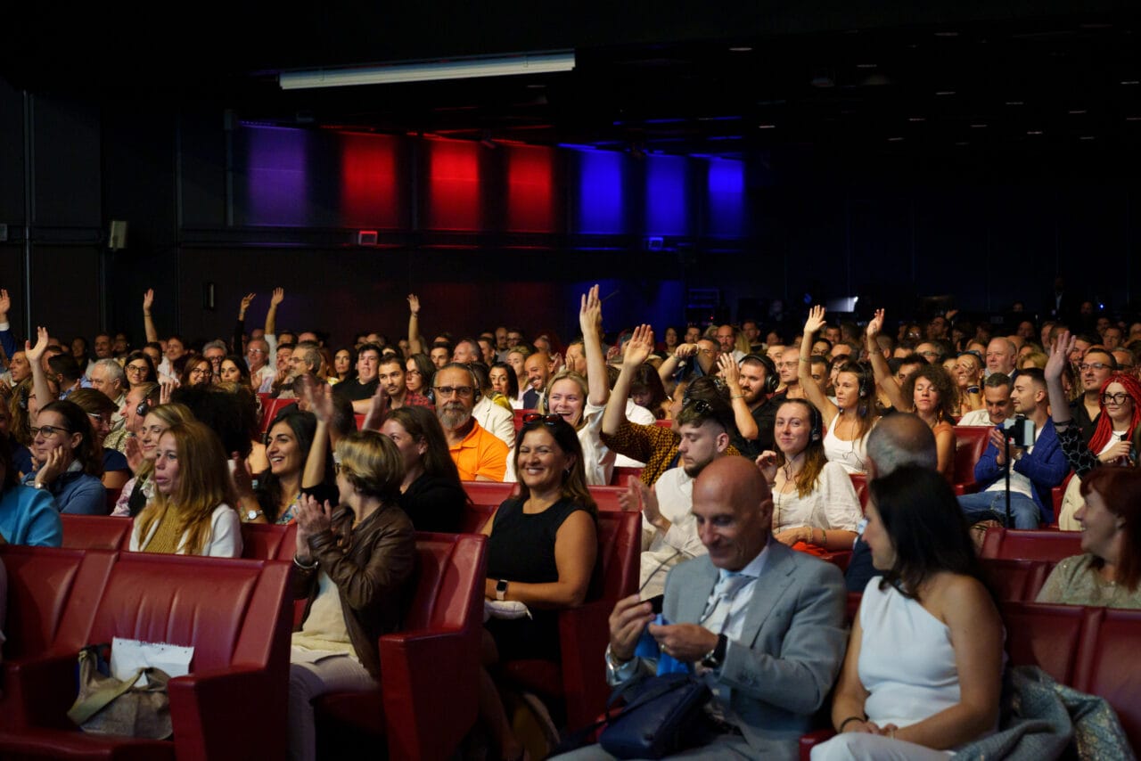 Auditorium con ospiti alla convention Enagic 2023