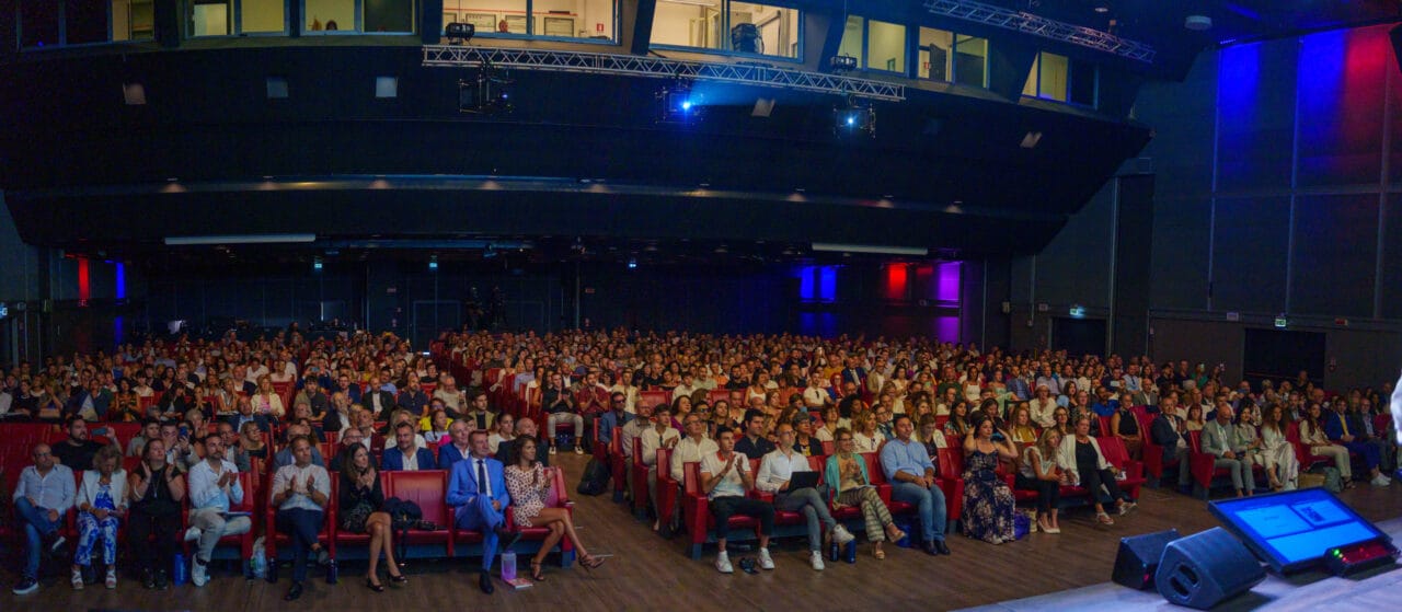 Evento aziendale Enagic al PalaRiccione settembre 2023