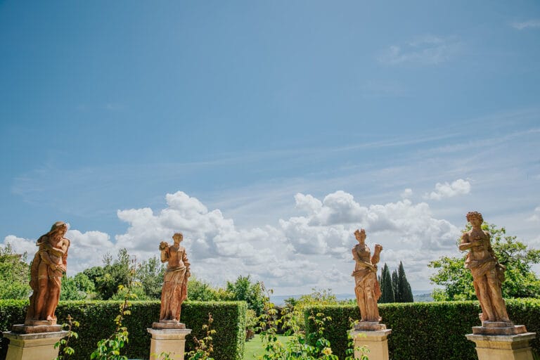 Fotografia di matrimonio in location rustica toscana